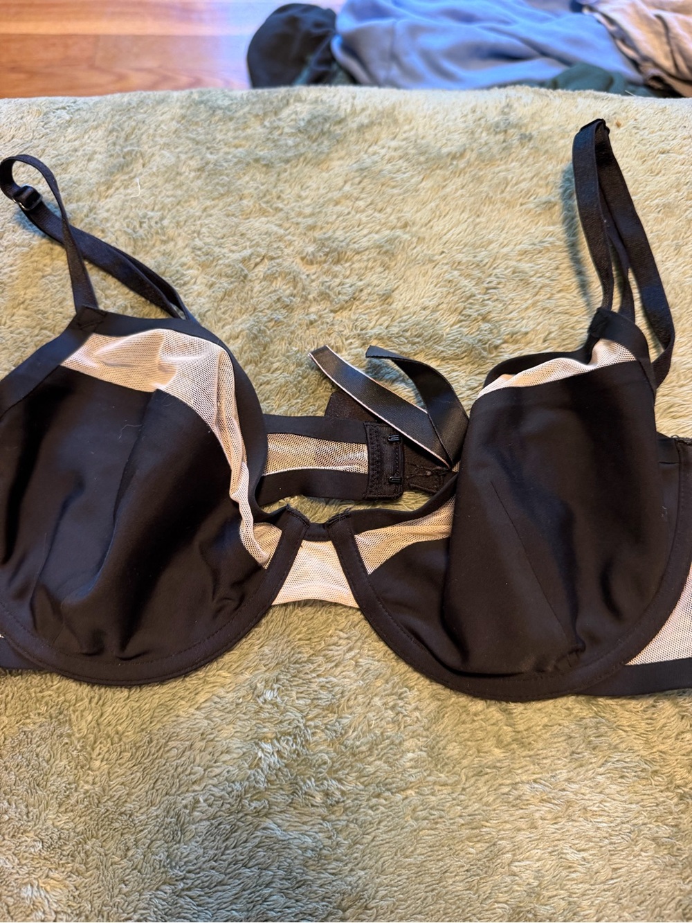 Victoria's Secret Black and Ivory Mesh Underwire Bra